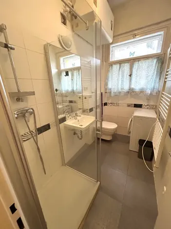 Pronájem bytu 1+kk, Praha - Vinohrady, Pod Zvonařkou, 27 m2