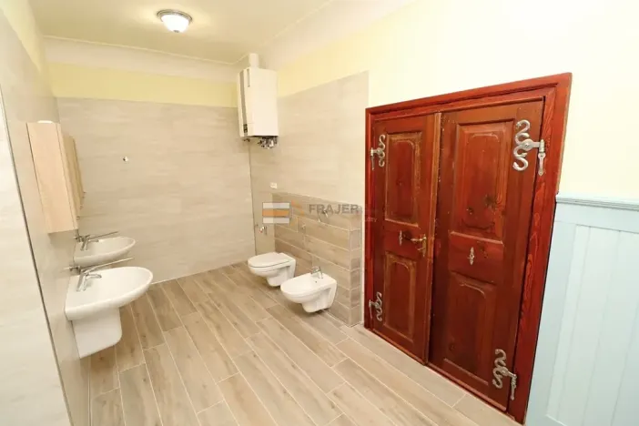 Pronájem bytu 1+1, Uhlířské Janovice, Václavské náměstí, 55 m2