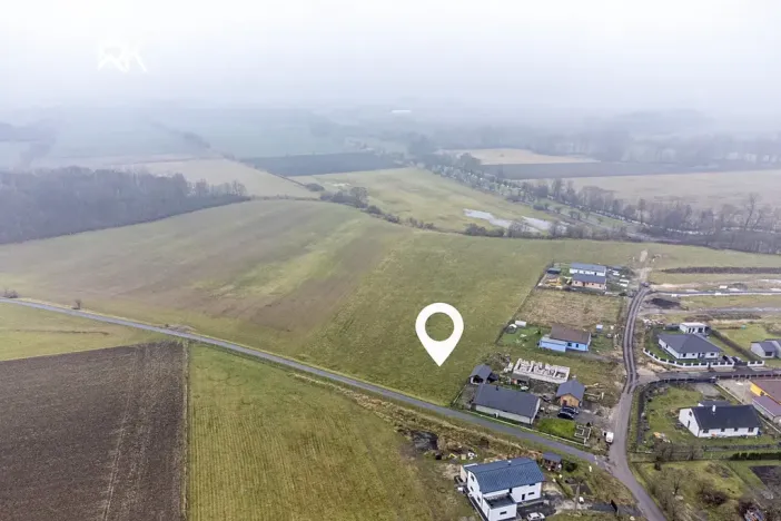 Prodej pozemku pro bydlení, Uhersko, 1000 m2