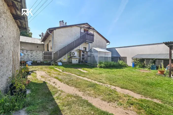 Prodej rodinného domu, Nová Ves I, Legerovo nám., 470 m2