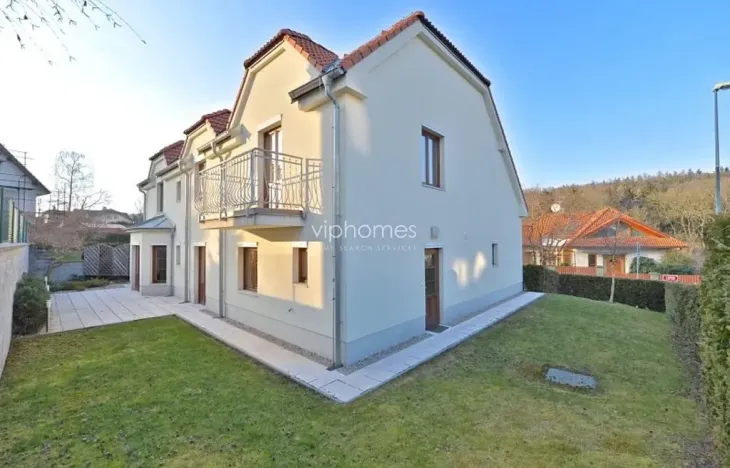 Pronájem vily, Praha - Nebušice, K vinicím, 300 m2