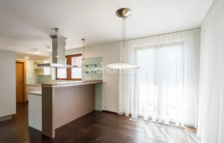 Pronájem vily, Praha - Nebušice, 335 m2