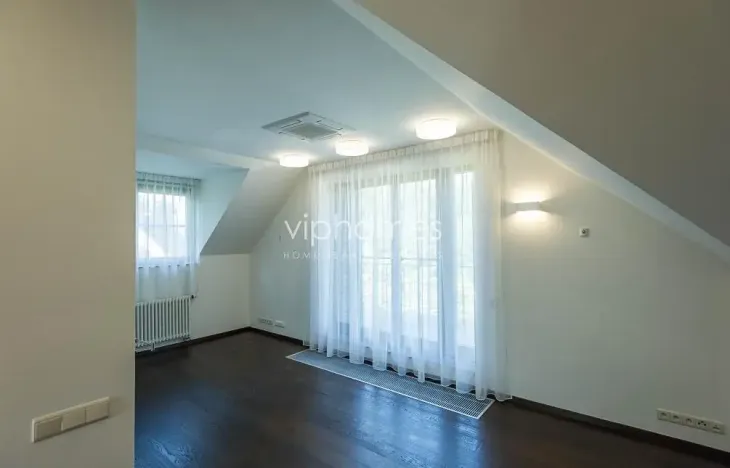 Pronájem vily, Praha - Nebušice, 335 m2