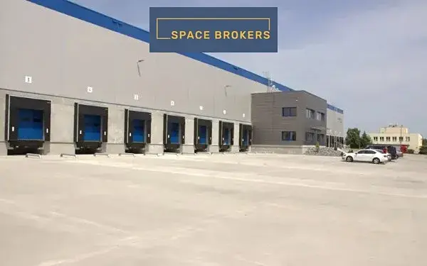 Pronájem skladu, Pardubice, 2000 m2