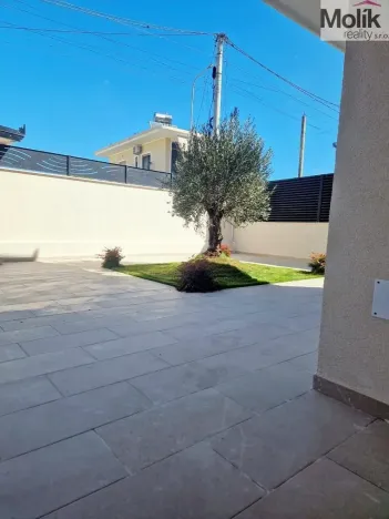 Prodej vily, Spille, 235 m2