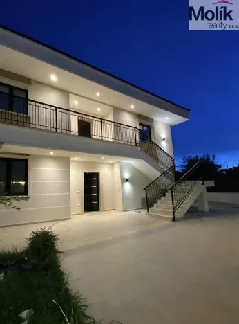 Prodej vily, Spille, 235 m2