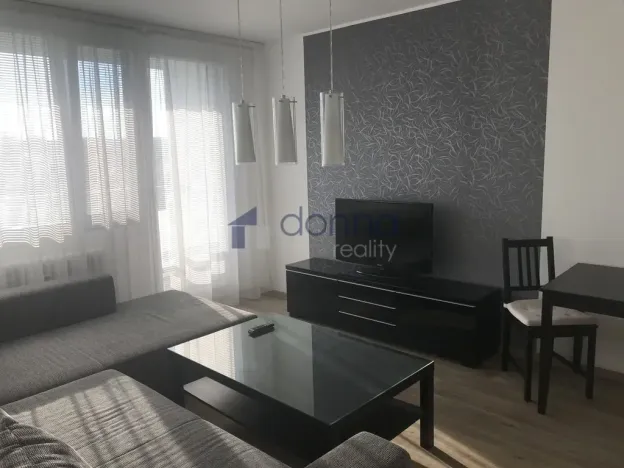 Pronájem bytu 2+kk, Praha, V křovinách, 49 m2