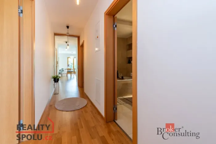 Pronájem bytu 3+kk, Praha - Karlín, Za Karlínským přístavem, 89 m2