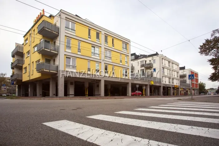 Pronájem bytu 1+kk, České Budějovice - České Budějovice 3, Pekárenská, 34 m2