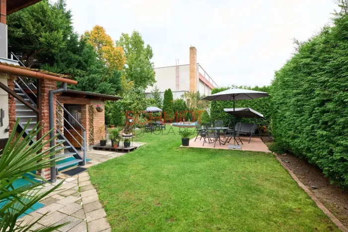 Prodej rodinného domu, Hustopeče, Šafaříkova, 190 m2