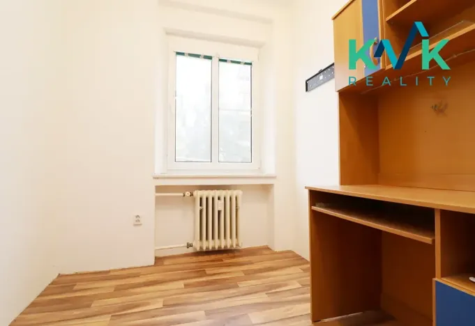 Prodej bytu 3+1, Karlovy Vary, Jiráskova, 104 m2