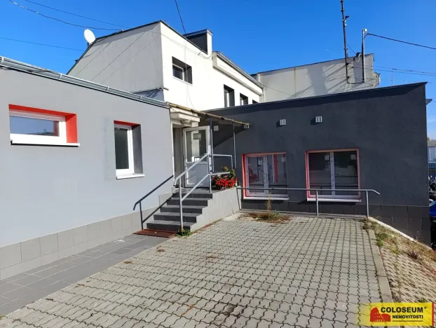 Pronájem kanceláře, Brno - Přízřenice, 291 m2