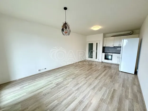 Pronájem bytu 2+kk, Praha - Modřany, K Vystrkovu, 70 m2
