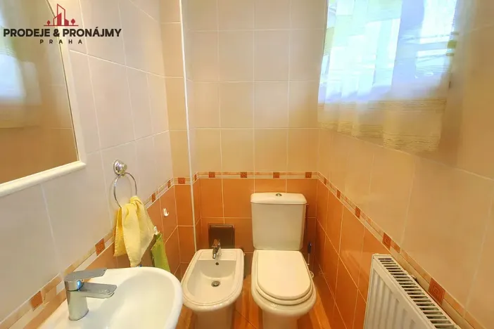 Prodej vily, Praha, 243 m2