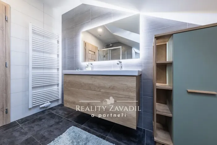 Prodej rodinného domu, Babice, K Vile, 106 m2