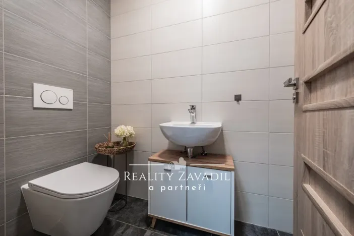 Prodej rodinného domu, Babice, K Vile, 106 m2