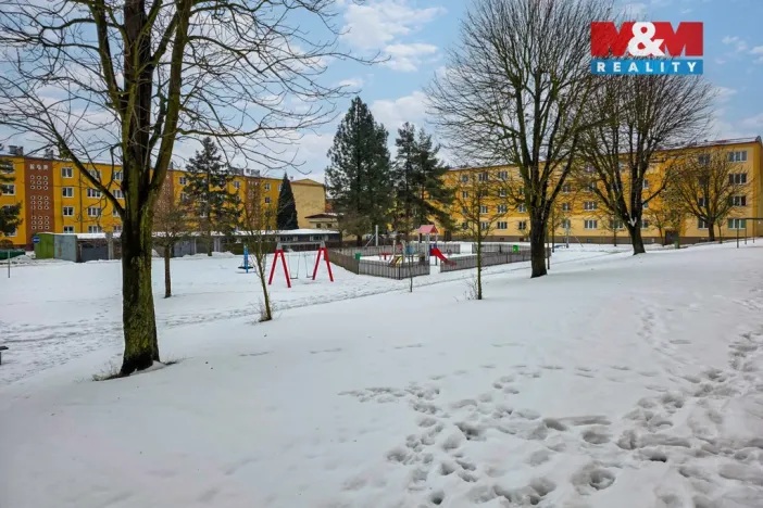 Prodej bytu 2+1, Nová Role, Husova, 54 m2