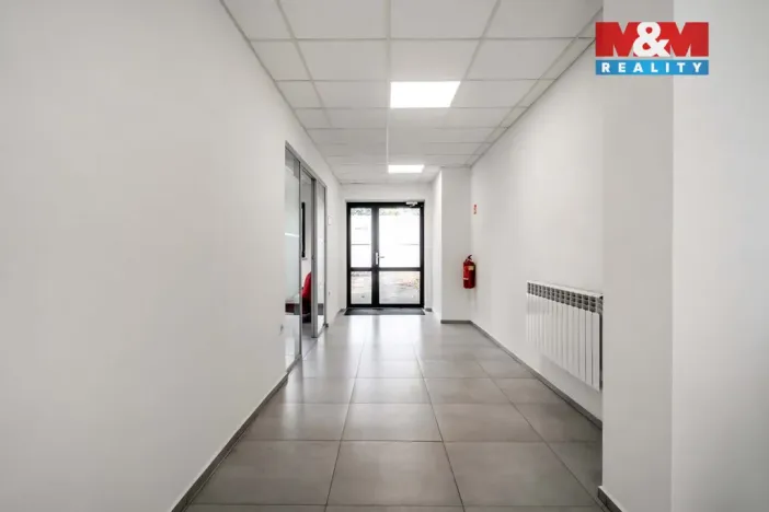 Pronájem kanceláře, Děčín - Děčín II-Nové Město, Benešovská, 320 m2