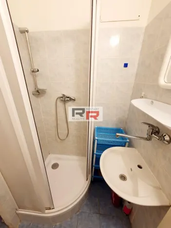 Prodej bytu 1+kk, Olomouc - Hejčín, Jarmily Glazarové, 27 m2