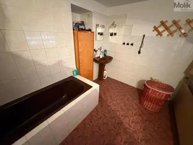 Prodej rodinného domu, Bělušice - Bedřichův Světec, 180 m2