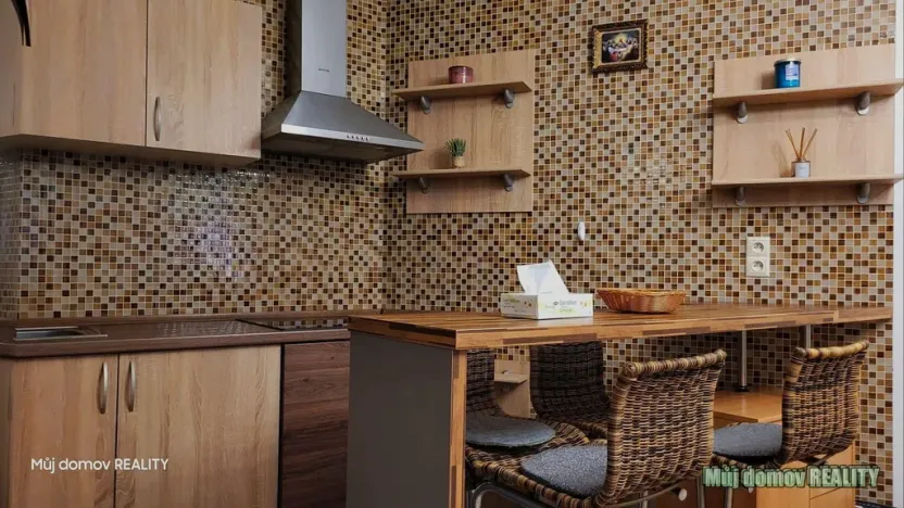 Pronájem bytu 2+kk, Praha - Nové Město, Legerova, 53 m2