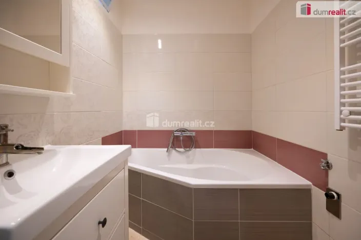 Prodej bytu 3+1, Prachatice - Prachatice II, Národní, 72 m2