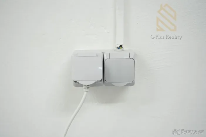 Prodej garáže, Praha - Řepy, Laudova, 20 m2