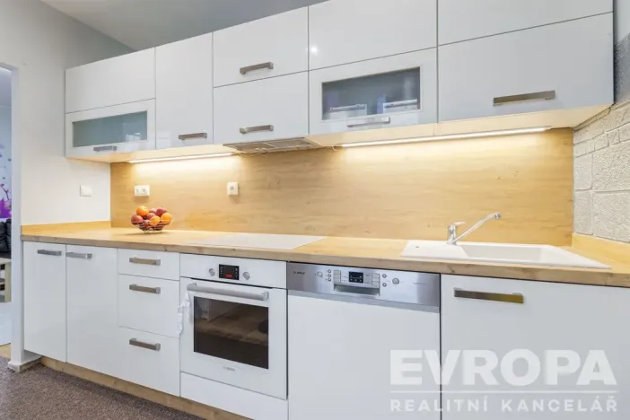 Prodej bytu 2+1, Havlíčkův Brod, Sídliště Pražská, 57 m2