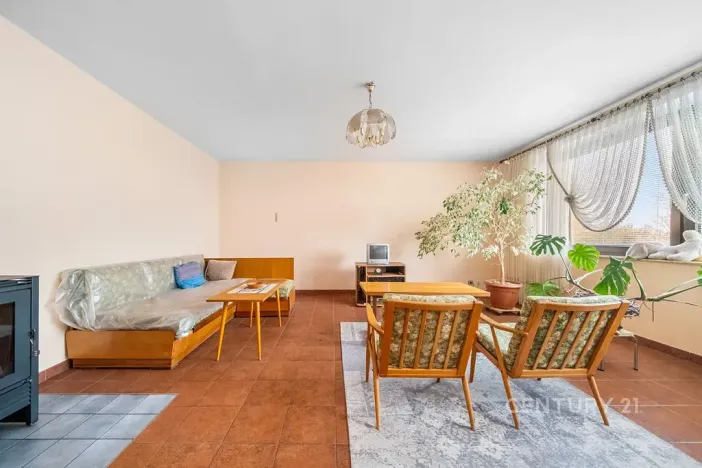 Prodej rodinného domu, Stráž, 320 m2