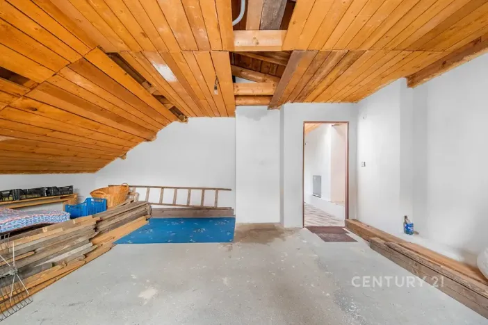 Prodej rodinného domu, Stráž, 320 m2