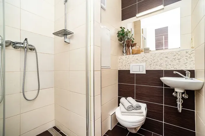 Pronájem bytu 1+kk, Kralupy nad Vltavou, Krakovská, 27 m2