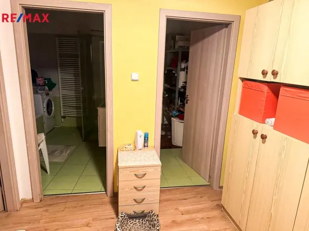 Prodej rodinného domu, Roštění, 450 m2