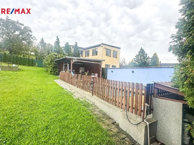 Prodej rodinného domu, Roštění, 450 m2