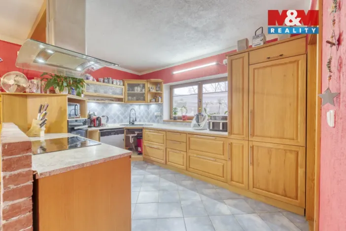 Prodej rodinného domu, Dolany, 157 m2