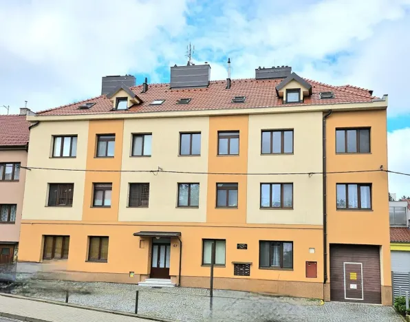 Prodej bytu 2+kk, Uherské Hradiště - Mařatice, 1. máje, 44 m2