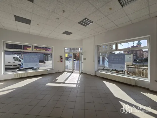 Pronájem obchodního prostoru, Sokolov, Josefa Kajetána Tyla, 93 m2