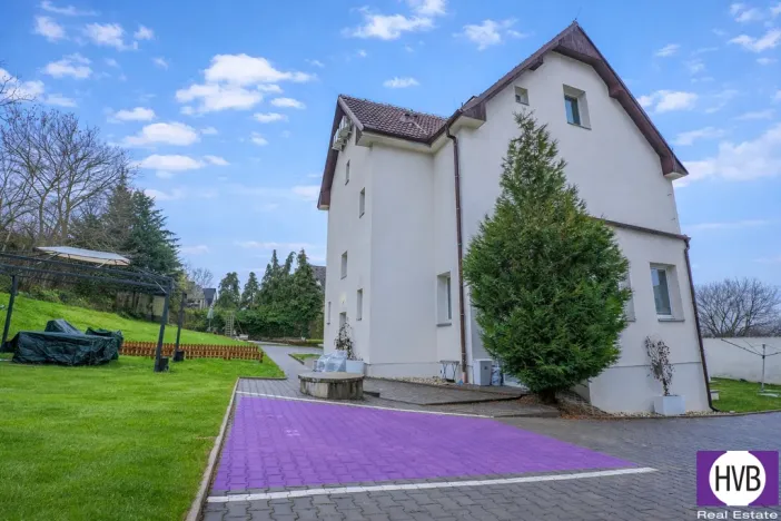 Prodej bytu 1+kk, Praha, Zbuzanská, 16 m2