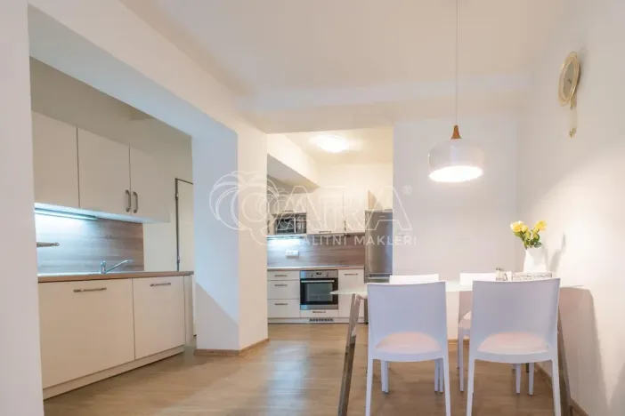 Pronájem bytu 2+kk, Pardubice, 50 m2