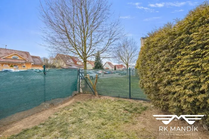 Pronájem bytu 1+kk, Hostivice, Za Mlýnem, 29 m2