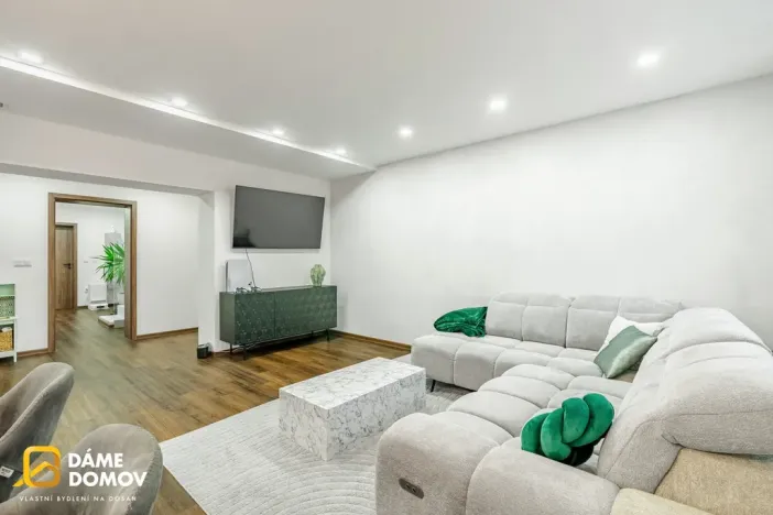 Prodej rodinného domu, Suchov, 191 m2