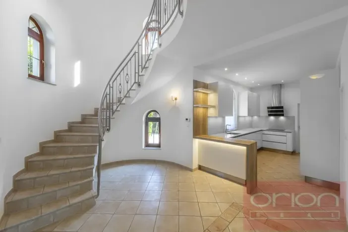 Pronájem rodinného domu, Praha - Nebušice, Nebušická, 243 m2