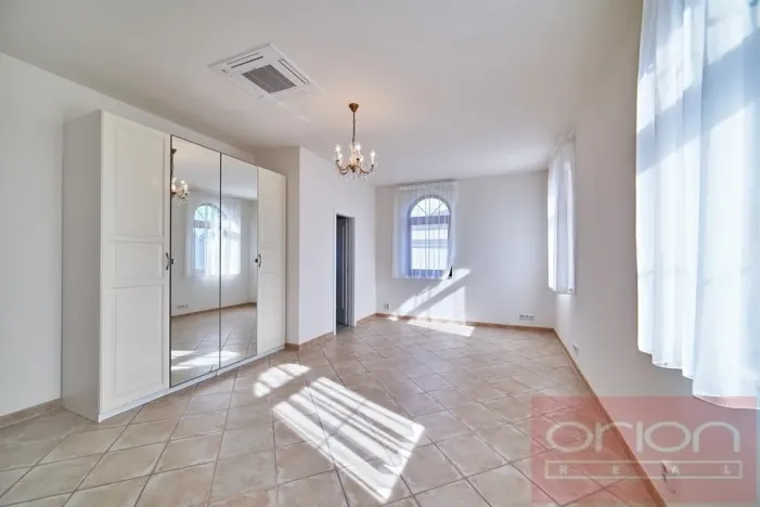 Pronájem rodinného domu, Praha - Nebušice, Nebušická, 243 m2