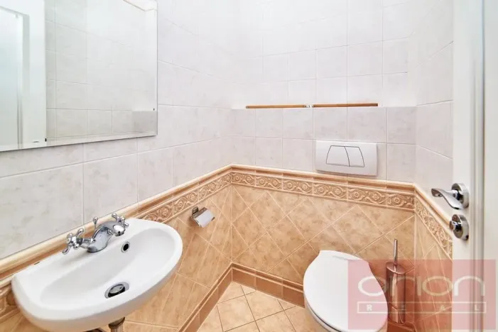 Pronájem rodinného domu, Praha - Nebušice, Nebušická, 243 m2