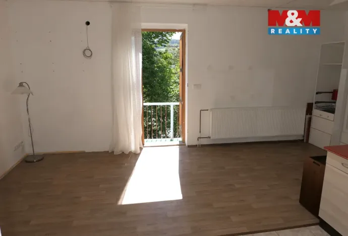Pronájem bytu 1+kk, Beroun, Plzeňská, 30 m2