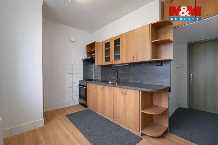 Pronájem bytu 2+1, Trutnov - Horní Předměstí, Na Kopečku, 58 m2