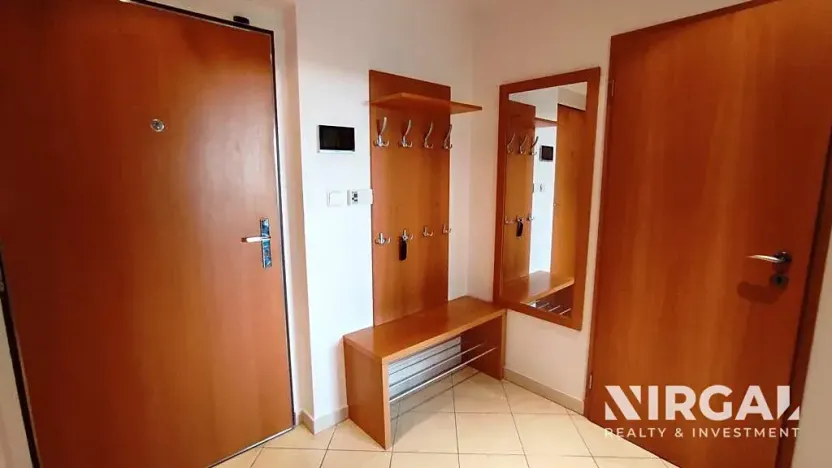 Pronájem bytu 2+kk, Praha - Záběhlice, Mattioliho, 65 m2