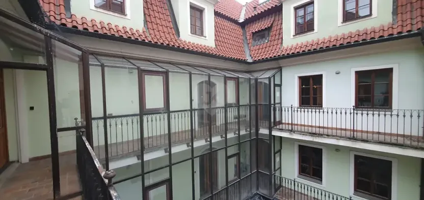 Pronájem kanceláře, Praha - Staré Město, Týnská, 122 m2