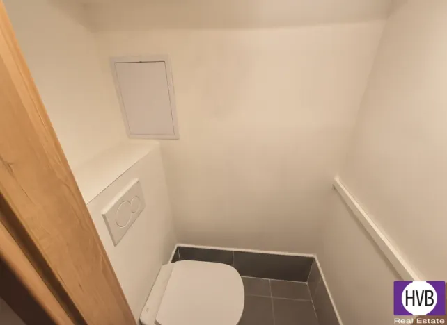 Prodej bytu 1+kk, Praha, Jagellonská, 33 m2