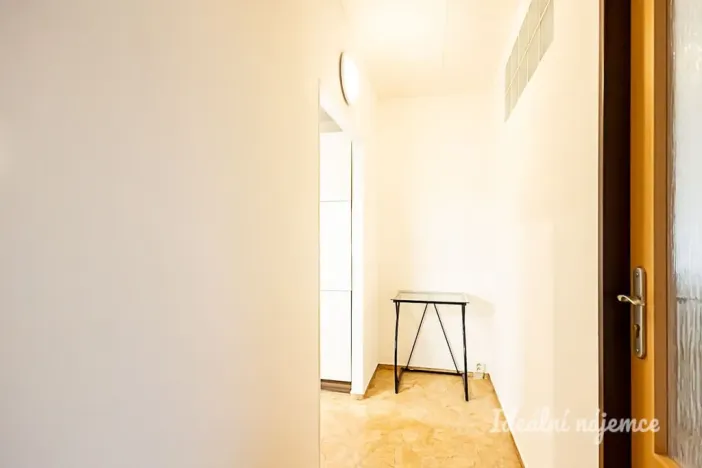 Pronájem bytu 2+1, Praha - Chodov, Vejvanovského, 42 m2