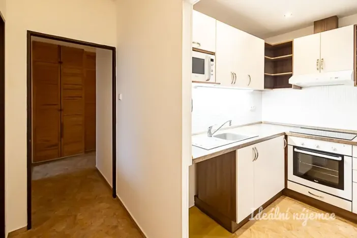 Pronájem bytu 2+1, Praha - Chodov, Vejvanovského, 42 m2